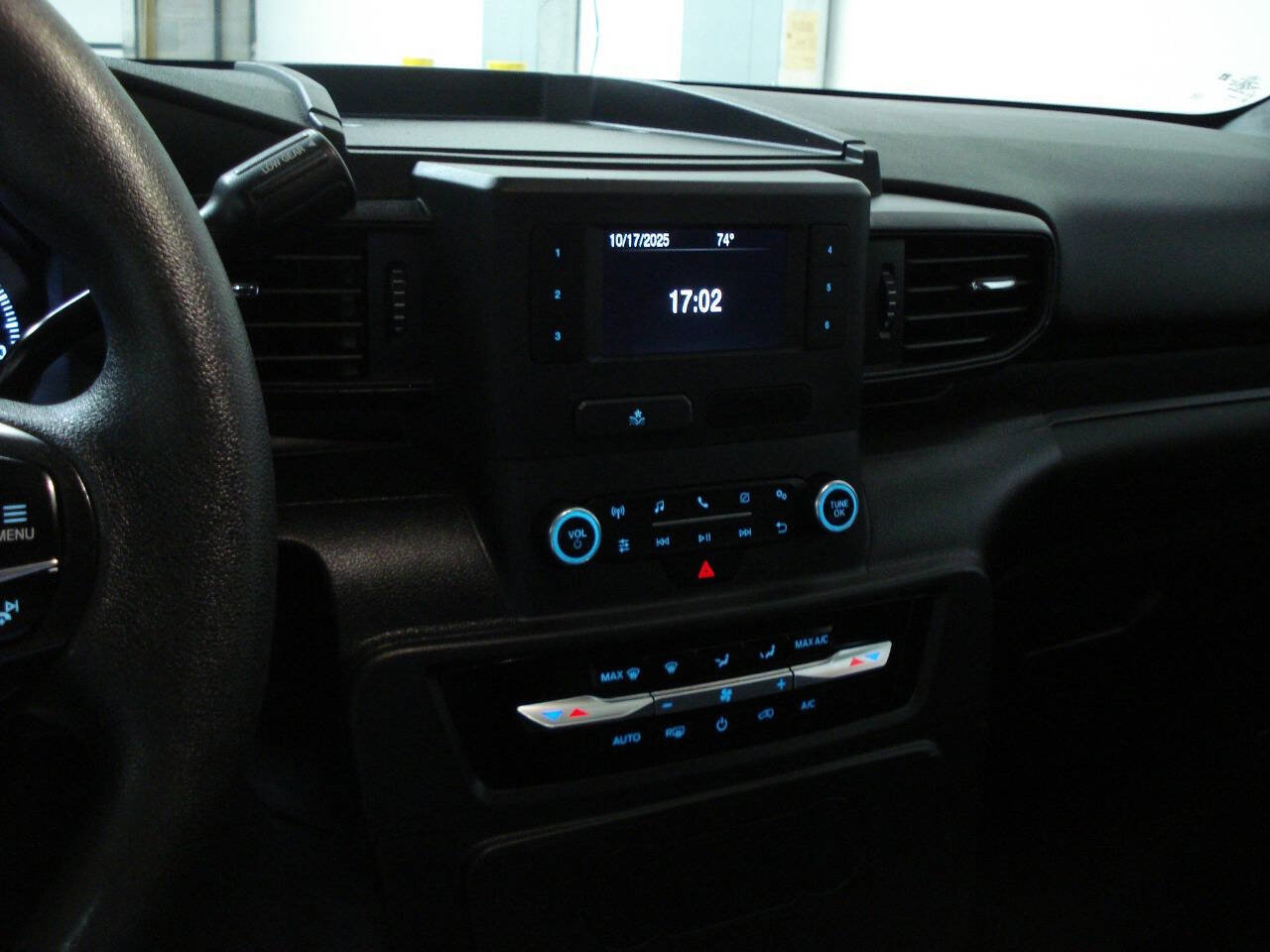 Used 2020 Ford Explorer Police Interceptor Utility AWD image 21