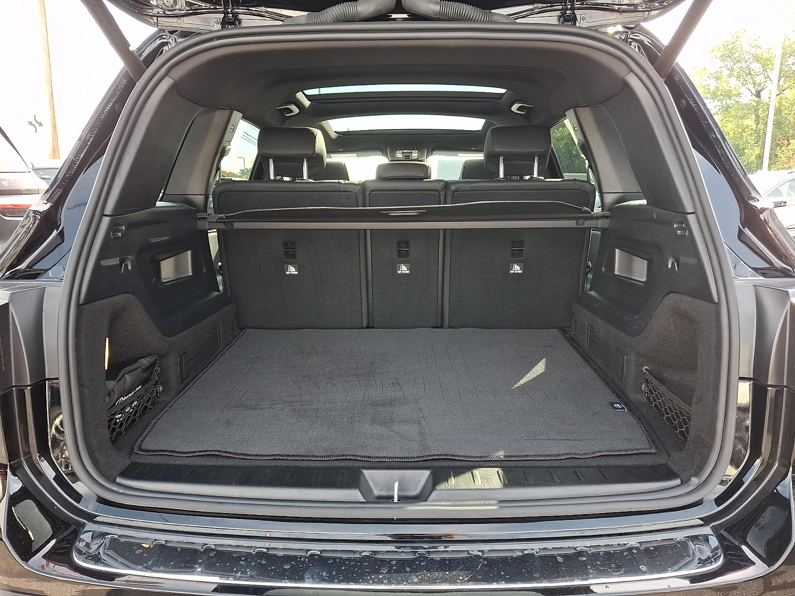 Used 2024 Mercedes-Benz GLB 250 4MATIC image 21