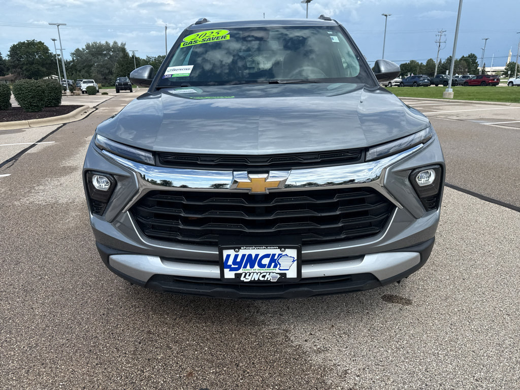 Used 2025 Chevrolet TrailBlazer LT AWD/4WD image 7