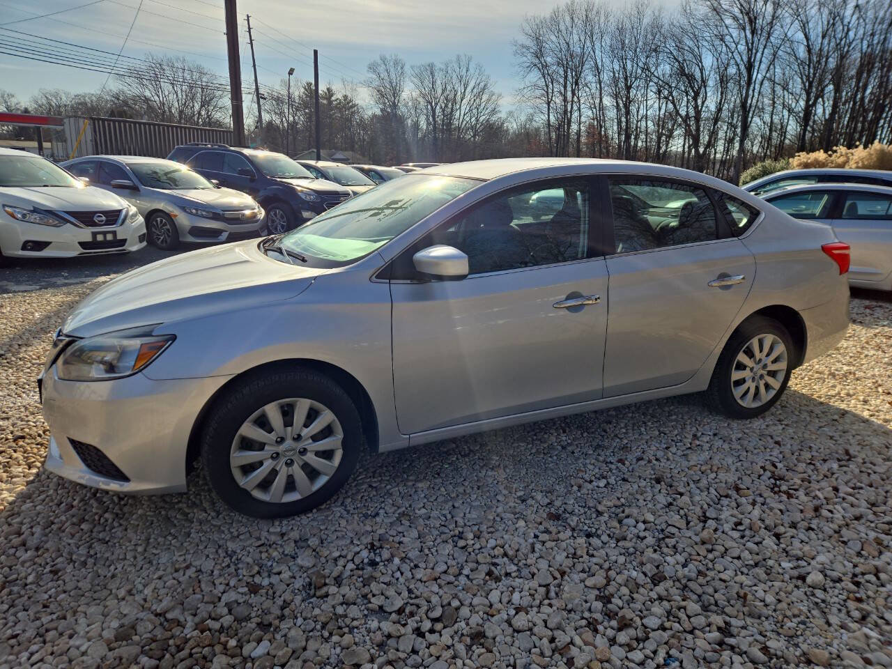 Used 2016 Nissan Sentra S image 8