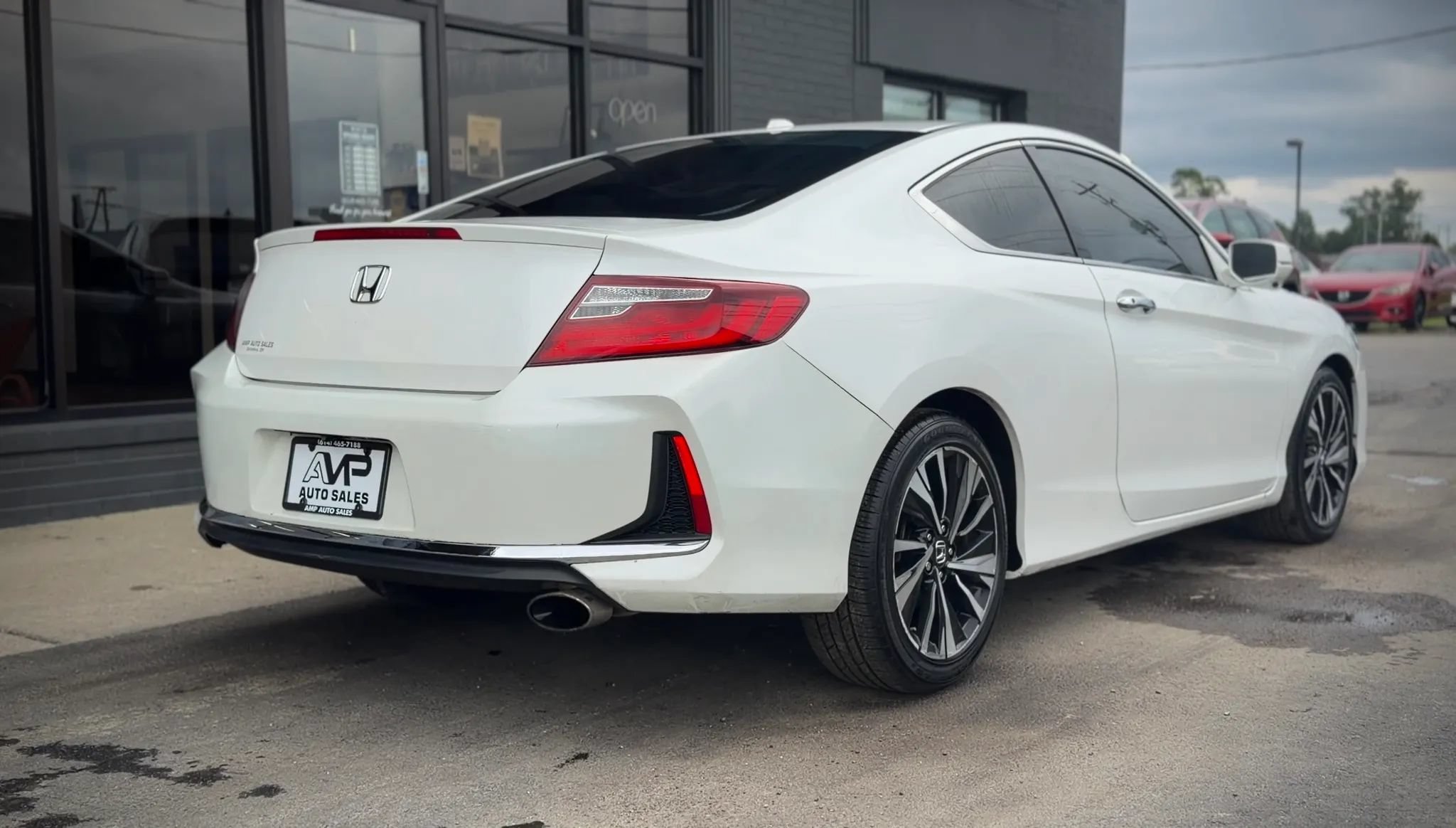 Used 2016 Honda Accord EX-L image 2