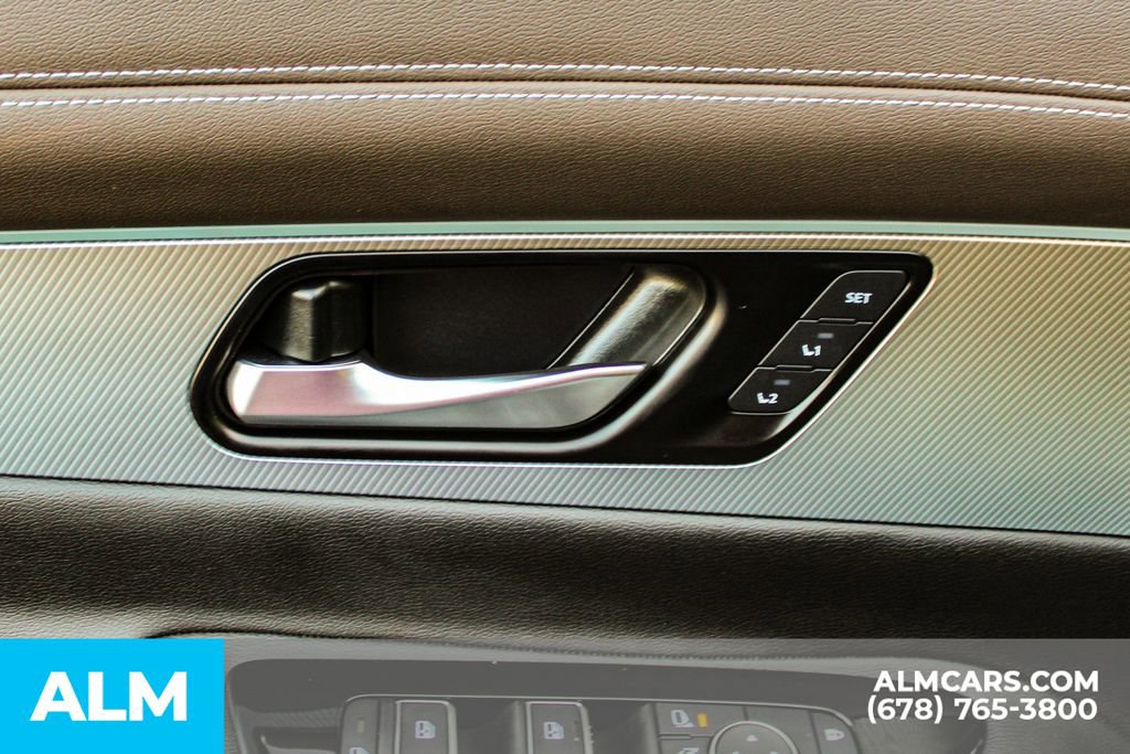 Used 2025 Nissan Murano Platinum w/ Cargo Package image 40