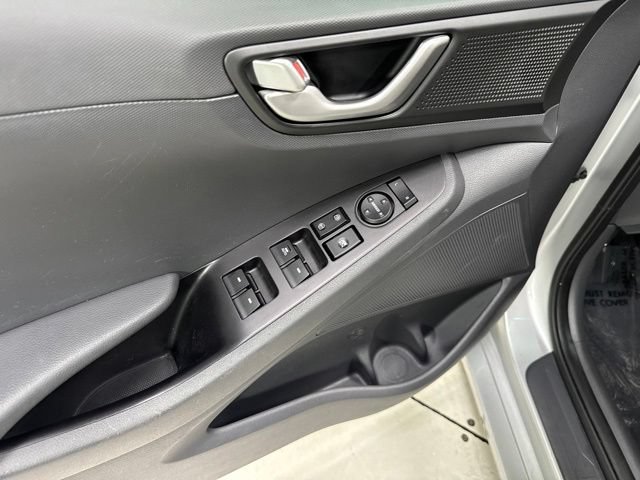 Used 2019 Hyundai Ioniq Blue FWD image 9