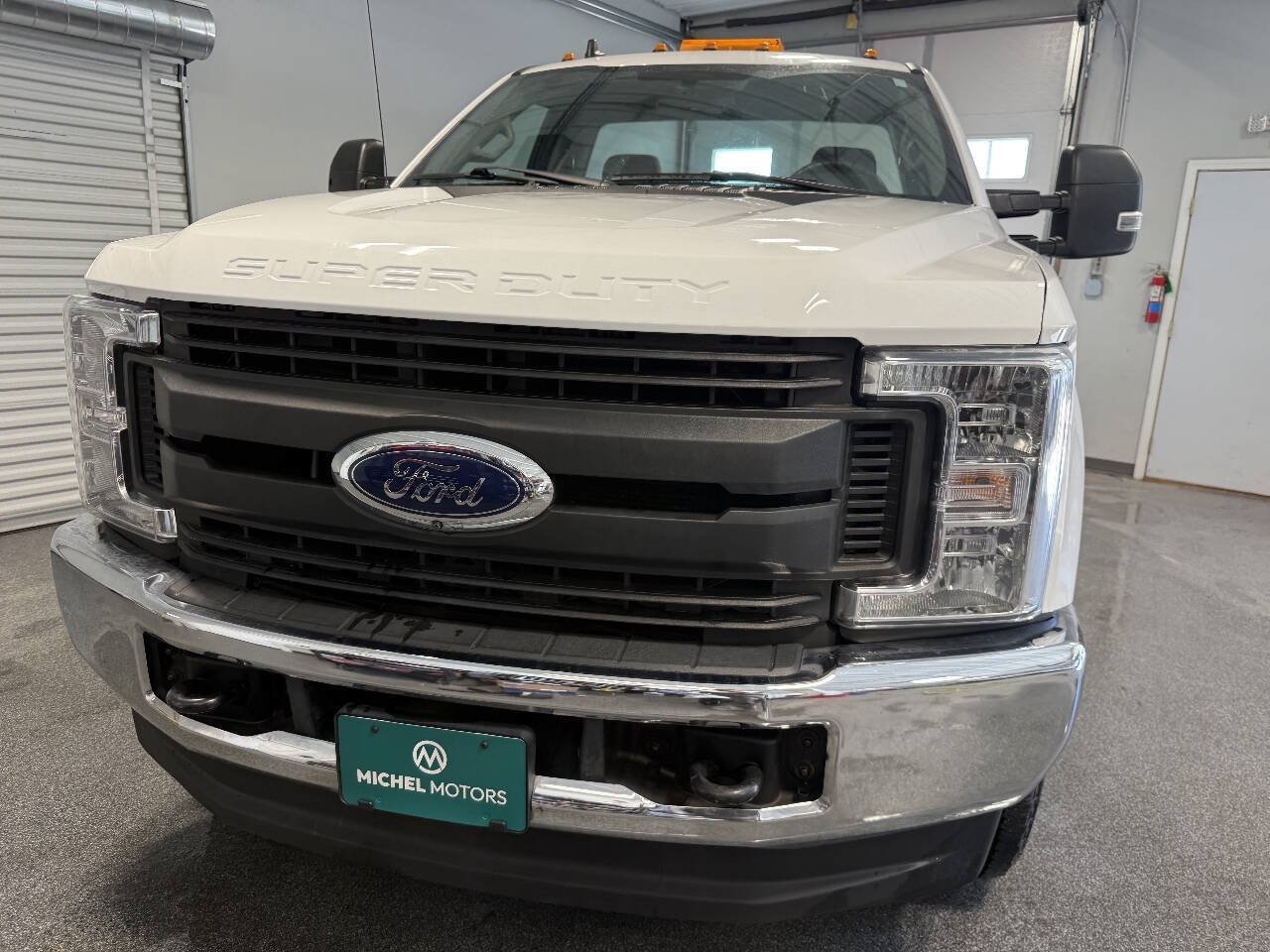 Used 2019 Ford F350 XL w/ XL Value Package AWD/4WD image 2