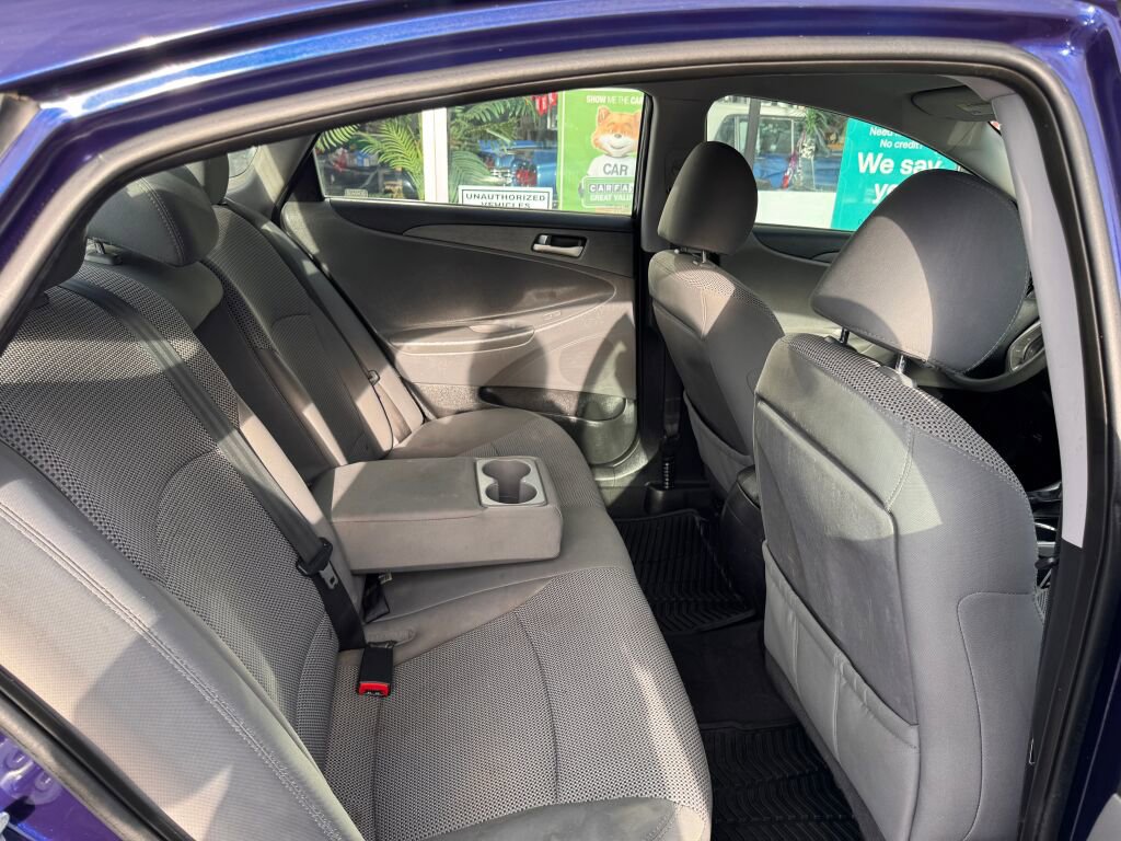 Used 2011 Hyundai Sonata GLS image 14