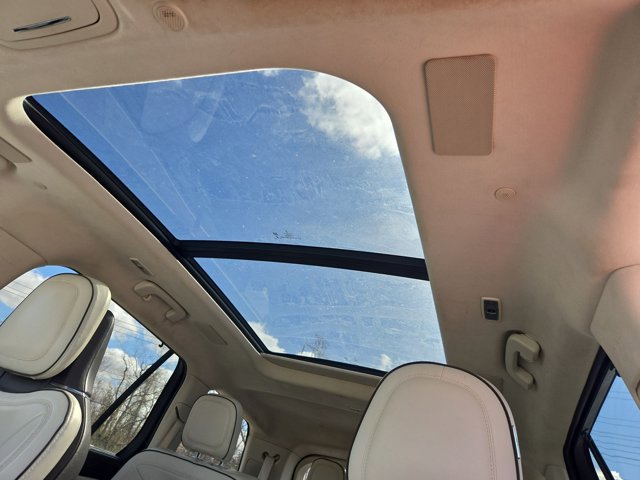 Used 2020 Lincoln Aviator Black Label Grand Touring w/ Class IV Trailer Tow Package image 14