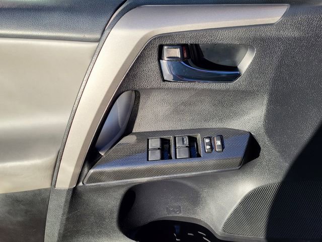 Used 2018 Toyota RAV4 Adventure image 13