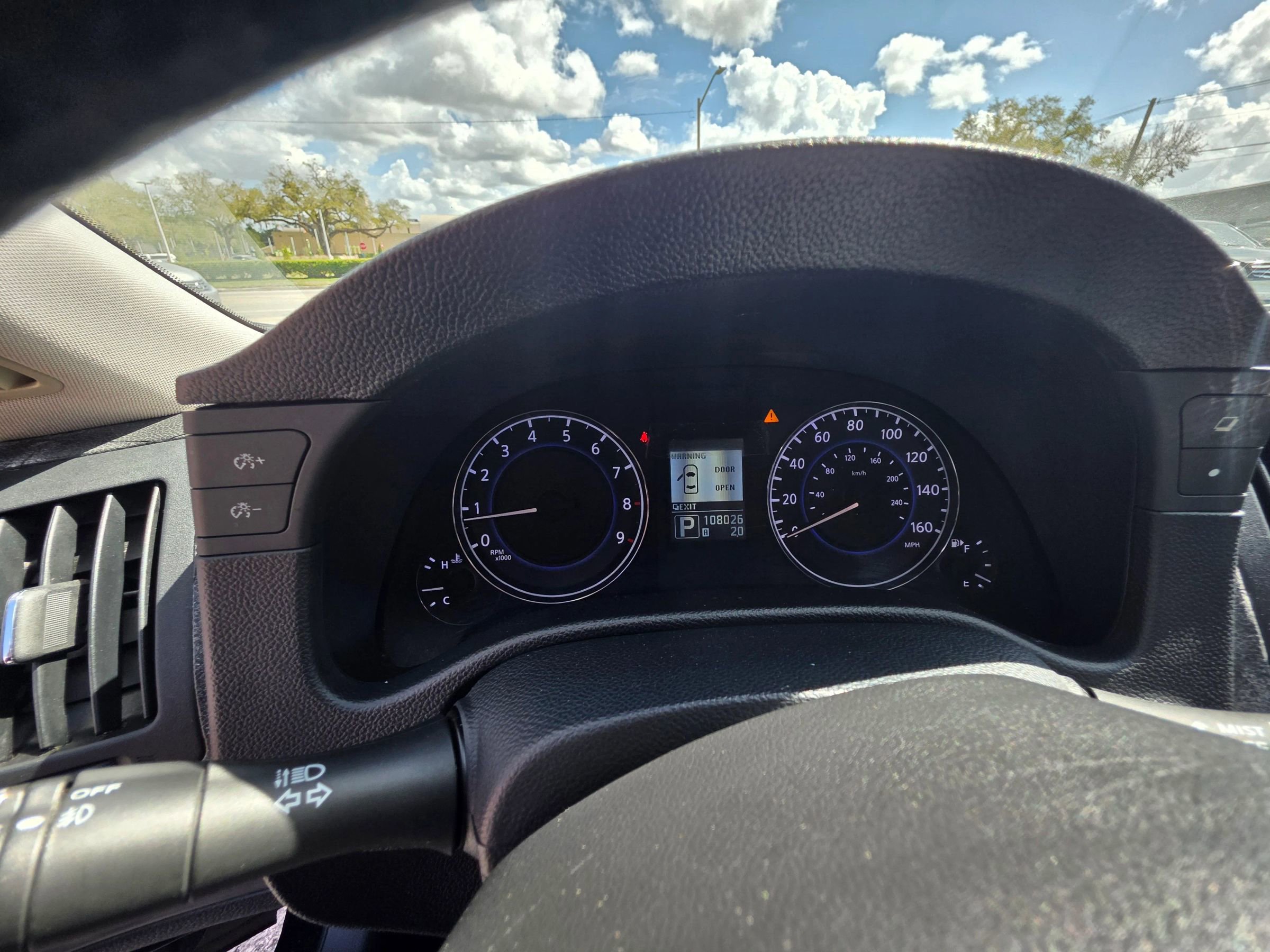 Used 2012 INFINITI G37 Journey w/ Premium Pkg image 9