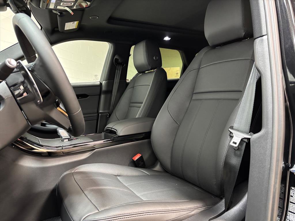 New 2026 Land Rover Range Rover Evoque Dynamic SE image 21