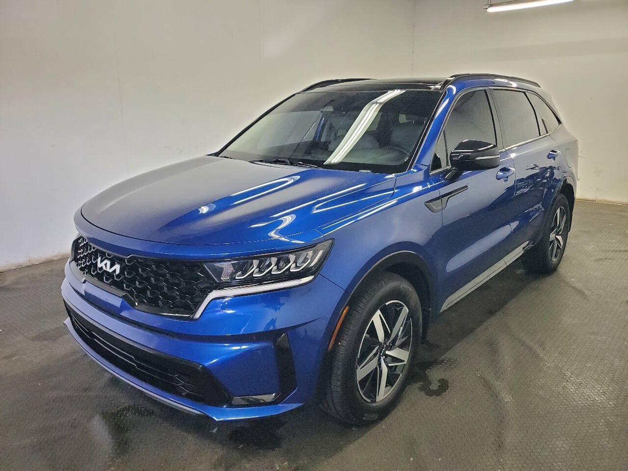 Used 2022 Kia Sorento S w/ Panoramic Sunroof Package FWD image 1