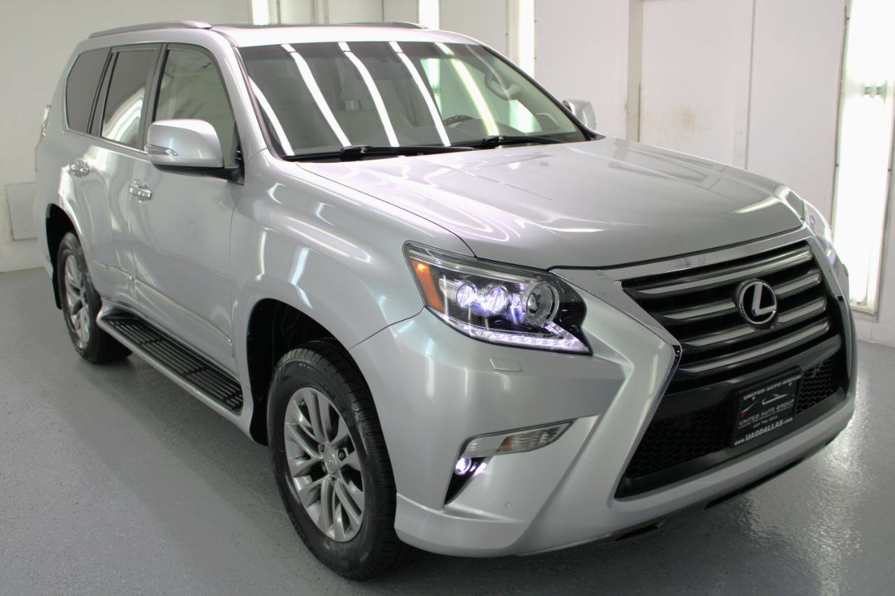 Used 2018 Lexus GX 460 Luxury w/ Preferred Accessory Package image 11