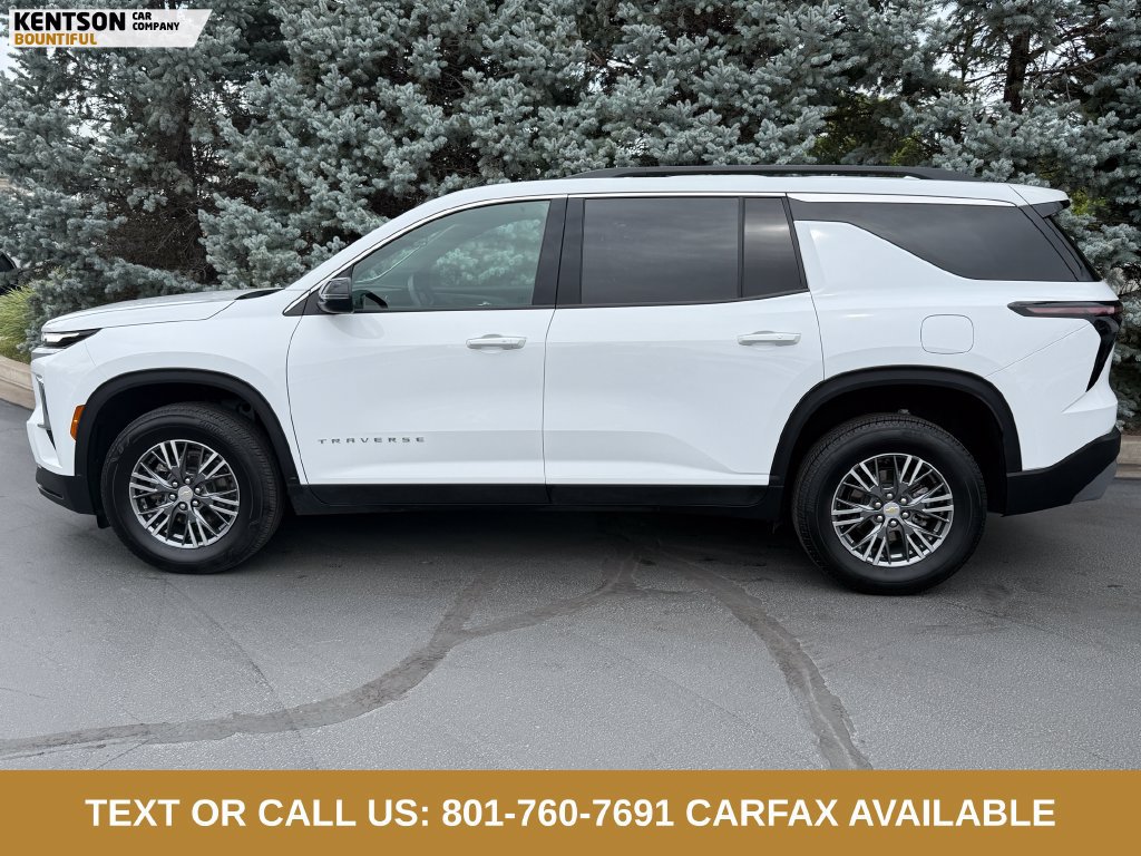 Used 2026 Chevrolet Traverse LT AWD/4WD image 4