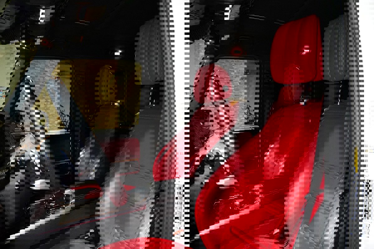 Used 2021 Mercedes-Benz G 550 image 12