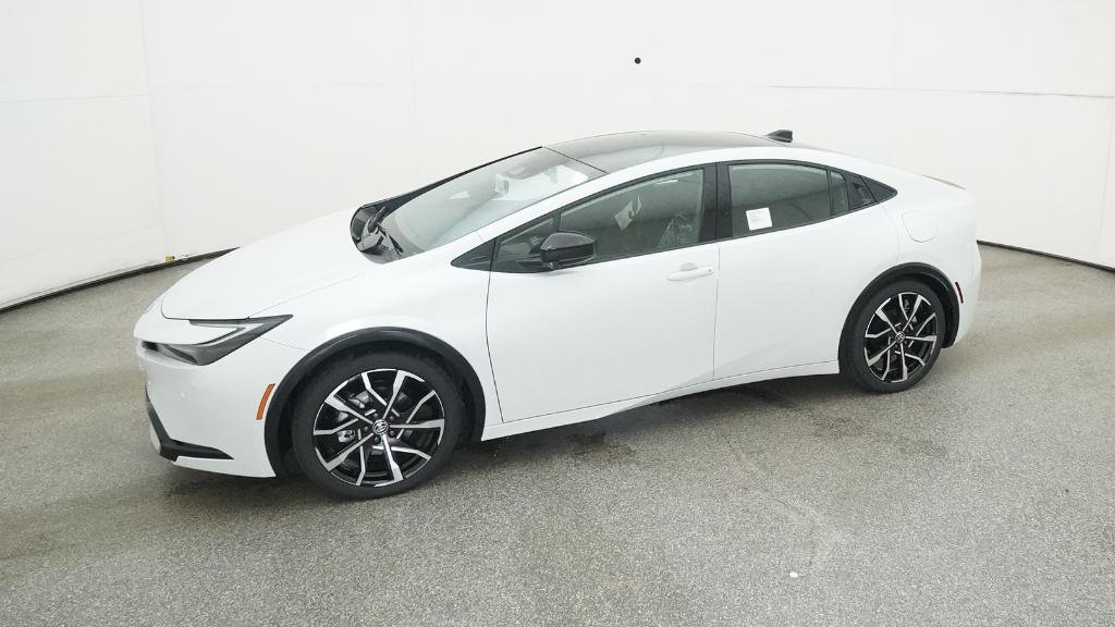 New 2025 Toyota Prius Plug-In Hybrid image 7