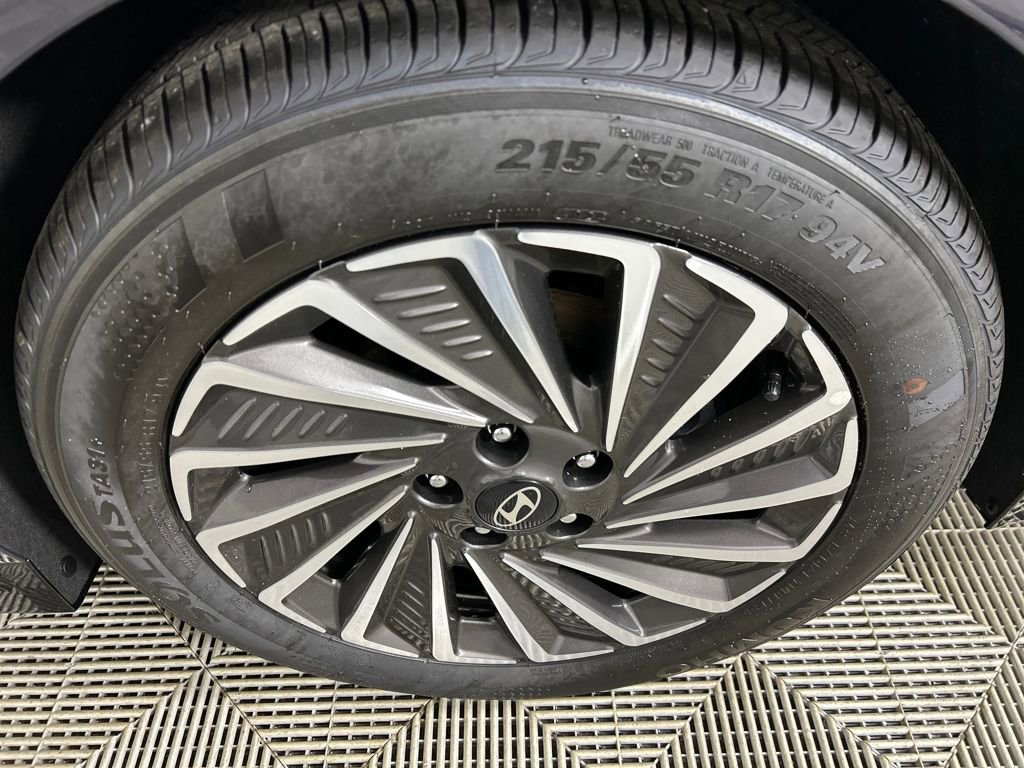 Used 2025 Hyundai Sonata SEL image 11