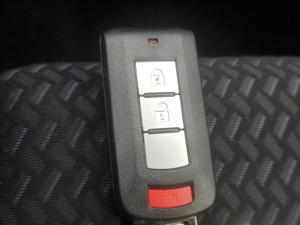 New 2026 Mitsubishi Eclipse Cross LE AWD/4WD image 31