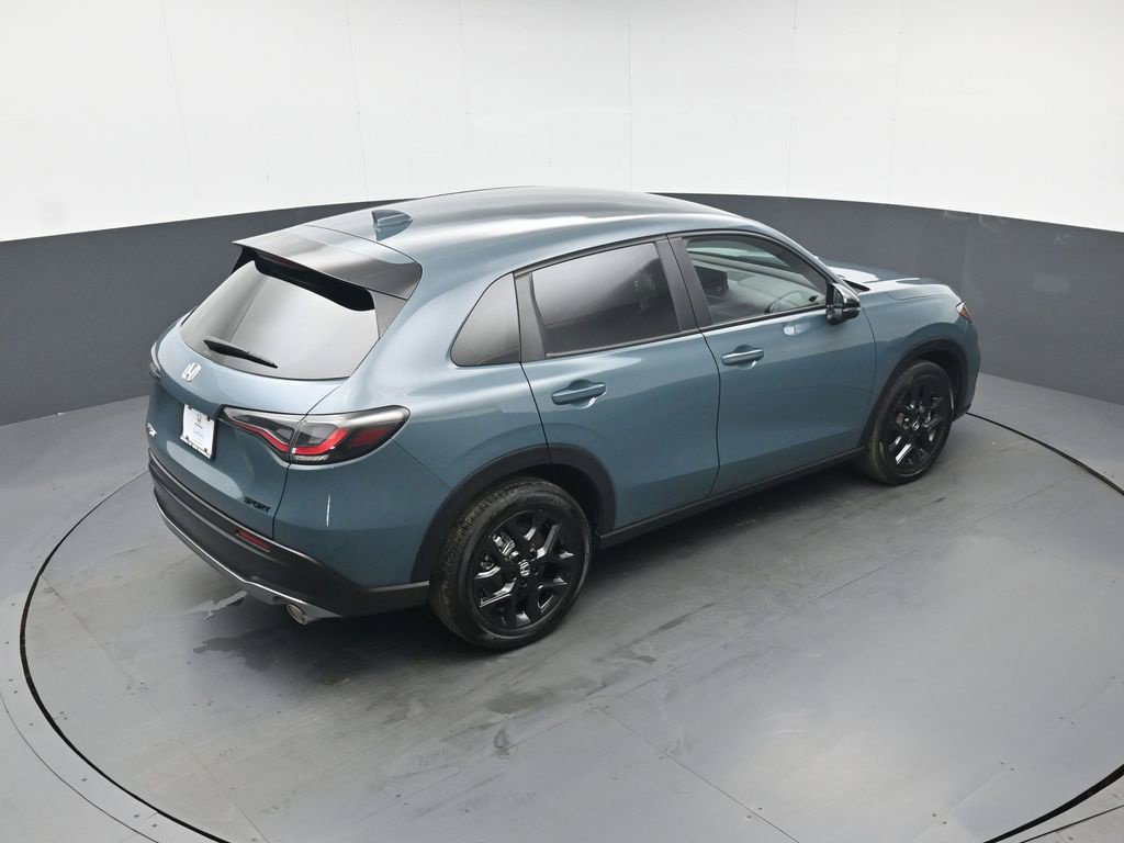 Certified 2025 Honda HR-V Sport image 37