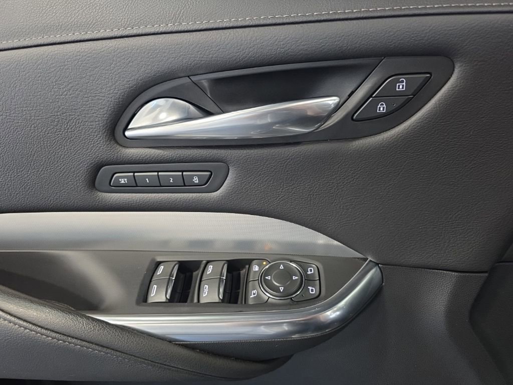 Used 2021 Cadillac XT4 Premium Luxury w/ LPO, Radiant Package image 23