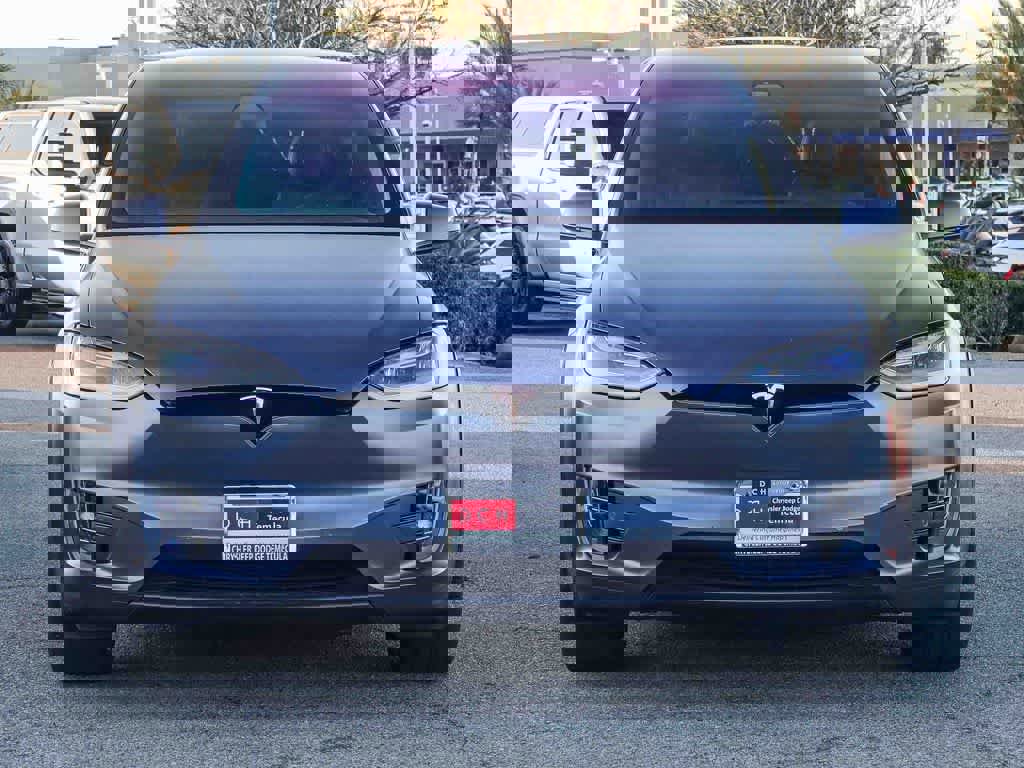 Used 2021 Tesla Model X Long Range image 2
