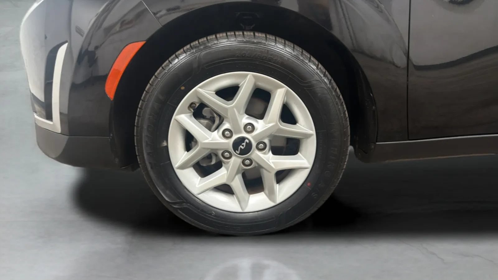 Used 2023 Kia Soul LX w/ LX Technology Package FWD image 27