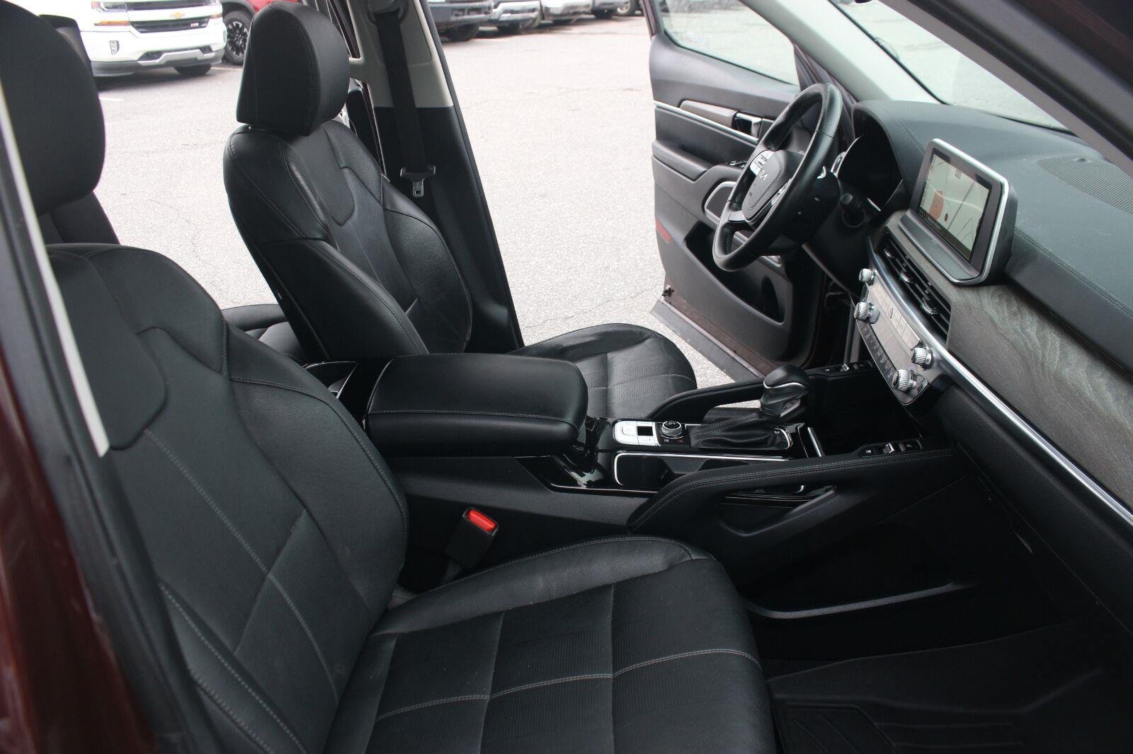 Used 2022 Kia Telluride EX w/ EX Premium Package AWD/4WD image 36