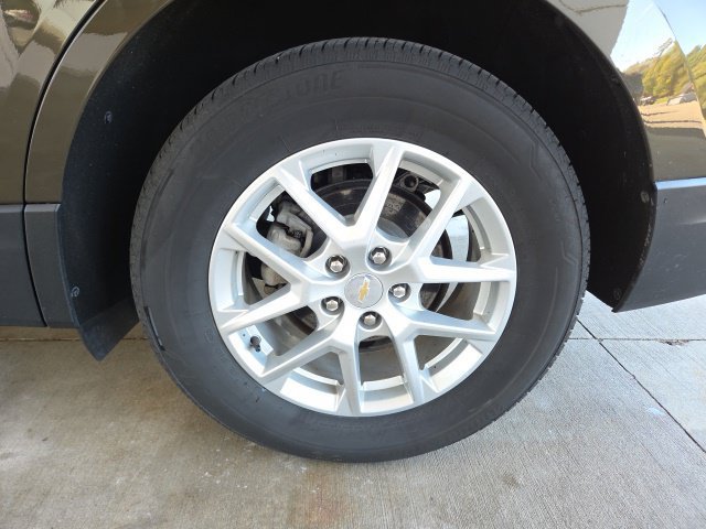 Used 2024 Chevrolet Equinox LT w/ LPO, Floor Liner Package AWD/4WD image 68