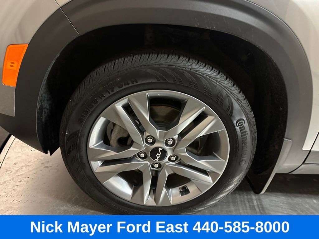 Used 2023 Kia Seltos S image 31