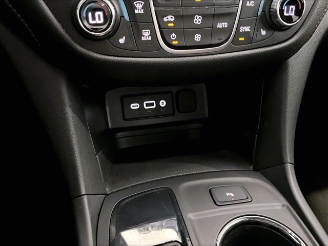 Used 2024 Chevrolet Equinox RS FWD image 26