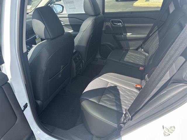 New 2026 Nissan Rogue Platinum w/ Platinum Premium Package image 13