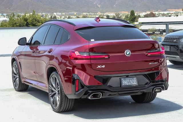 Used 2022 BMW X4 xDrive30i w/ M Sport Package 2 AWD/4WD image 4