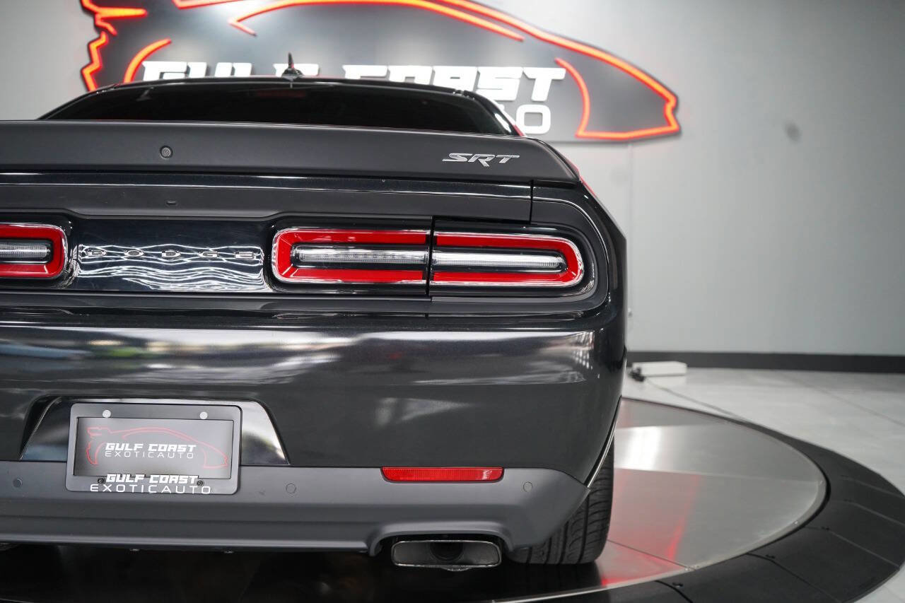 Used 2015 Dodge Challenger SRT Hellcat image 46