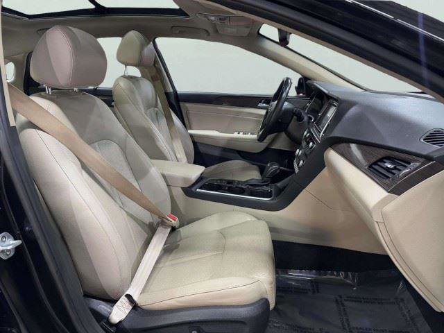 Used 2019 Hyundai Sonata Limited w/ Ultimate Package 04 FWD image 61
