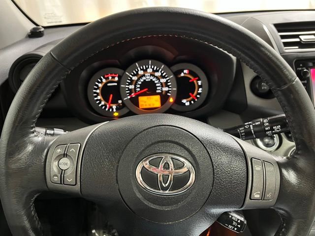 Used 2012 Toyota RAV4 Limited w/ Navigation Value Pkg AWD/4WD image 11
