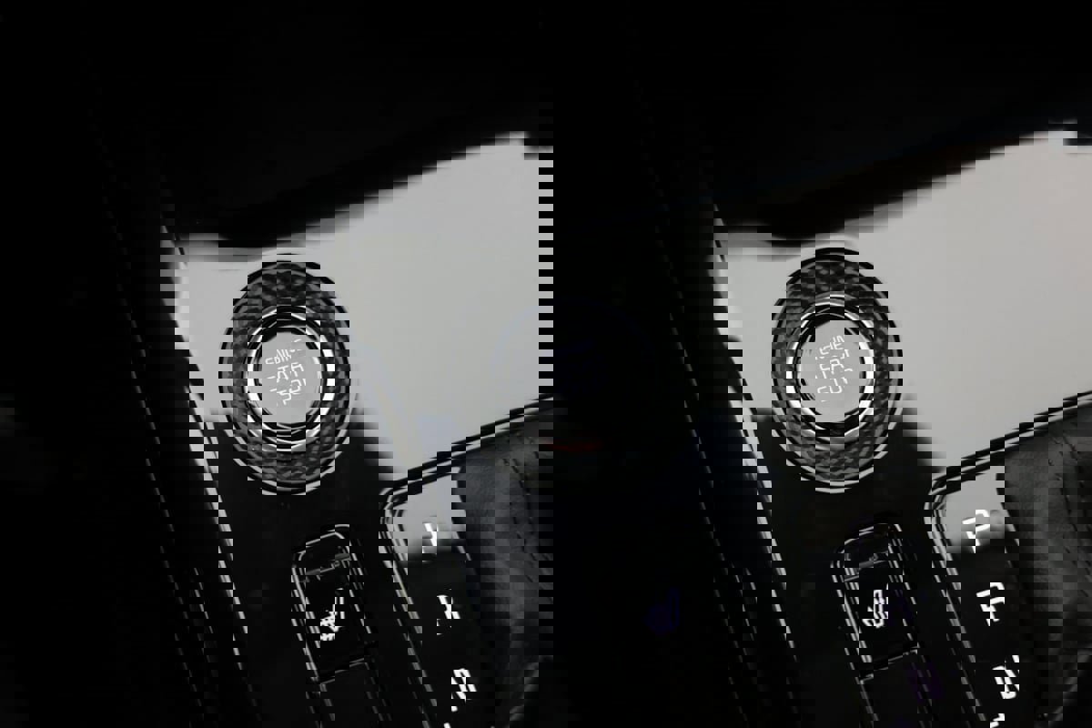 Used 2024 Kia Niro EX image 18