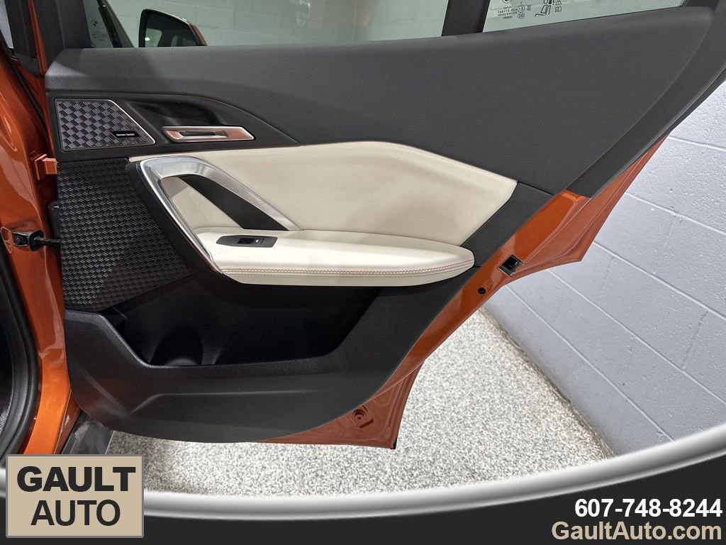Certified 2025 BMW X2 xDrive28i w/ Premium Package image 18