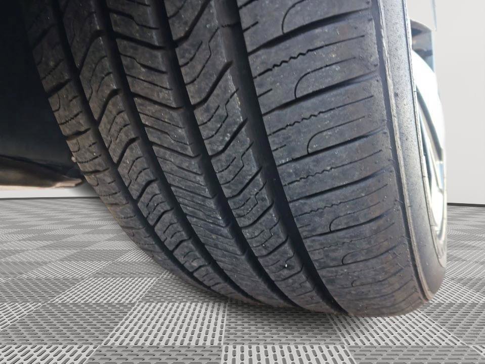 Used 2013 Volkswagen Beetle 2.0T image 12