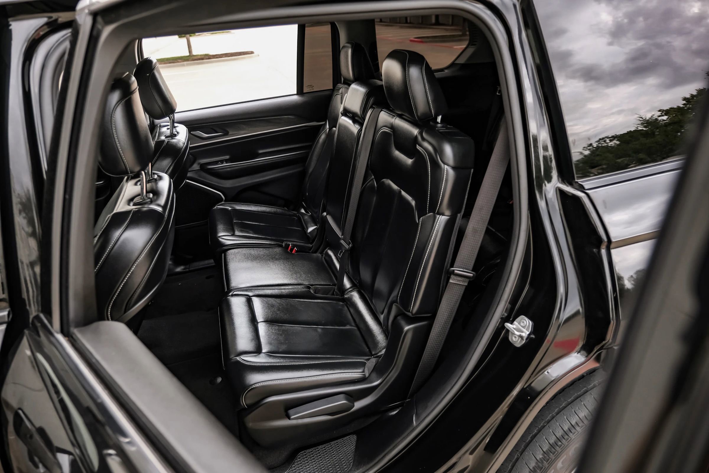 Used 2021 Jeep Grand Cherokee L Limited w/ Trailer Tow Group (B) image 39