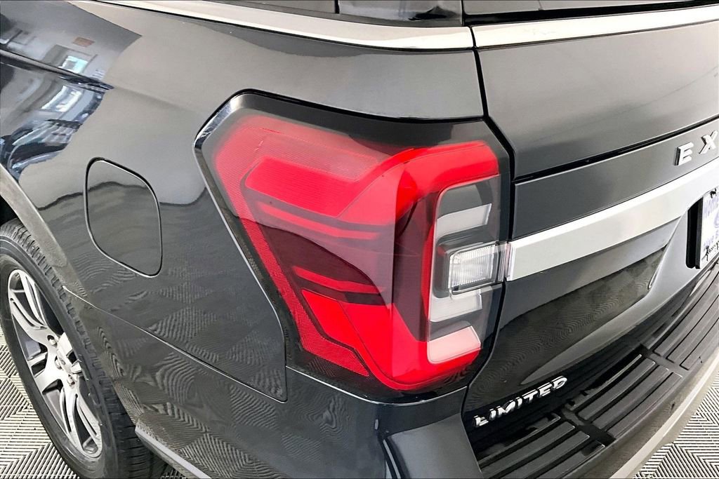 Used 2023 Ford Expedition Max Limited image 29