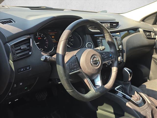 Used 2019 Nissan Rogue Sport SV w/ Technology Package FWD image 9