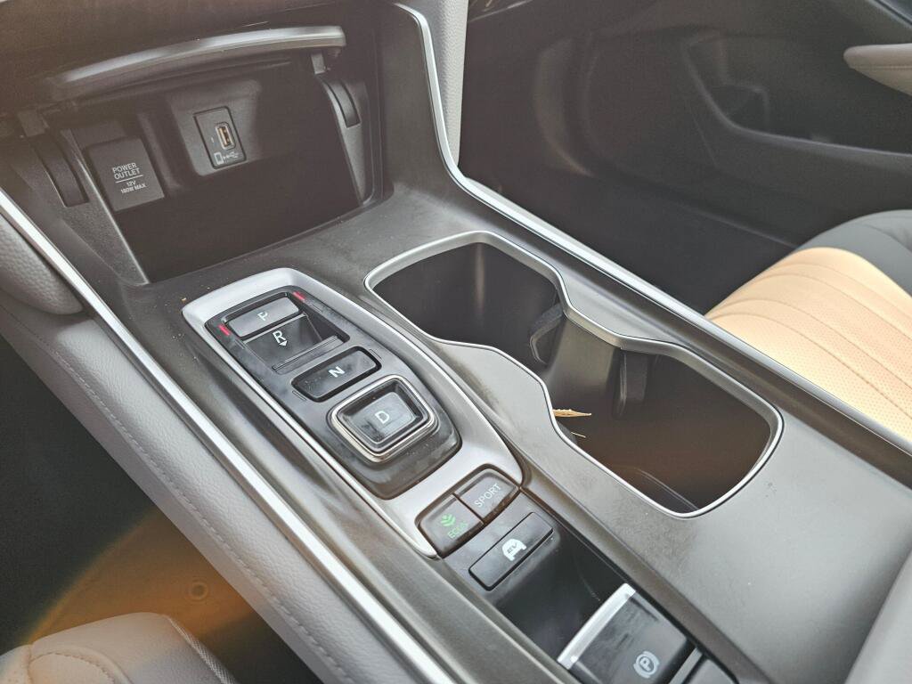 Certified 2018 Honda Accord Touring image 29