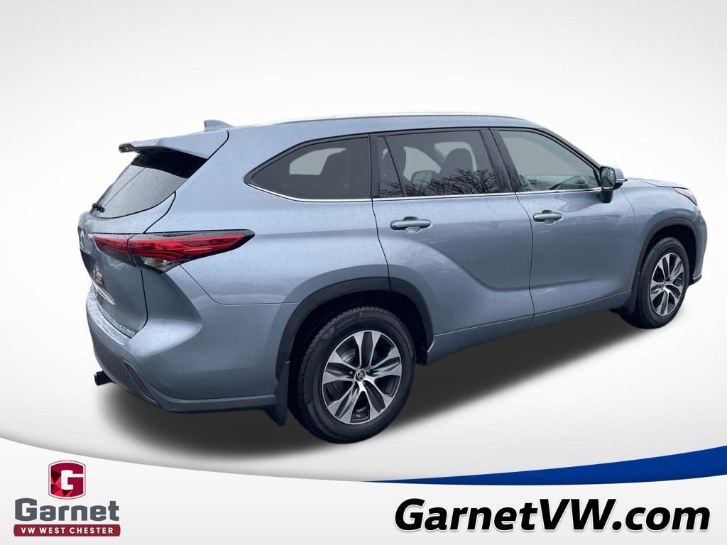 Used 2020 Toyota Highlander XLE image 5