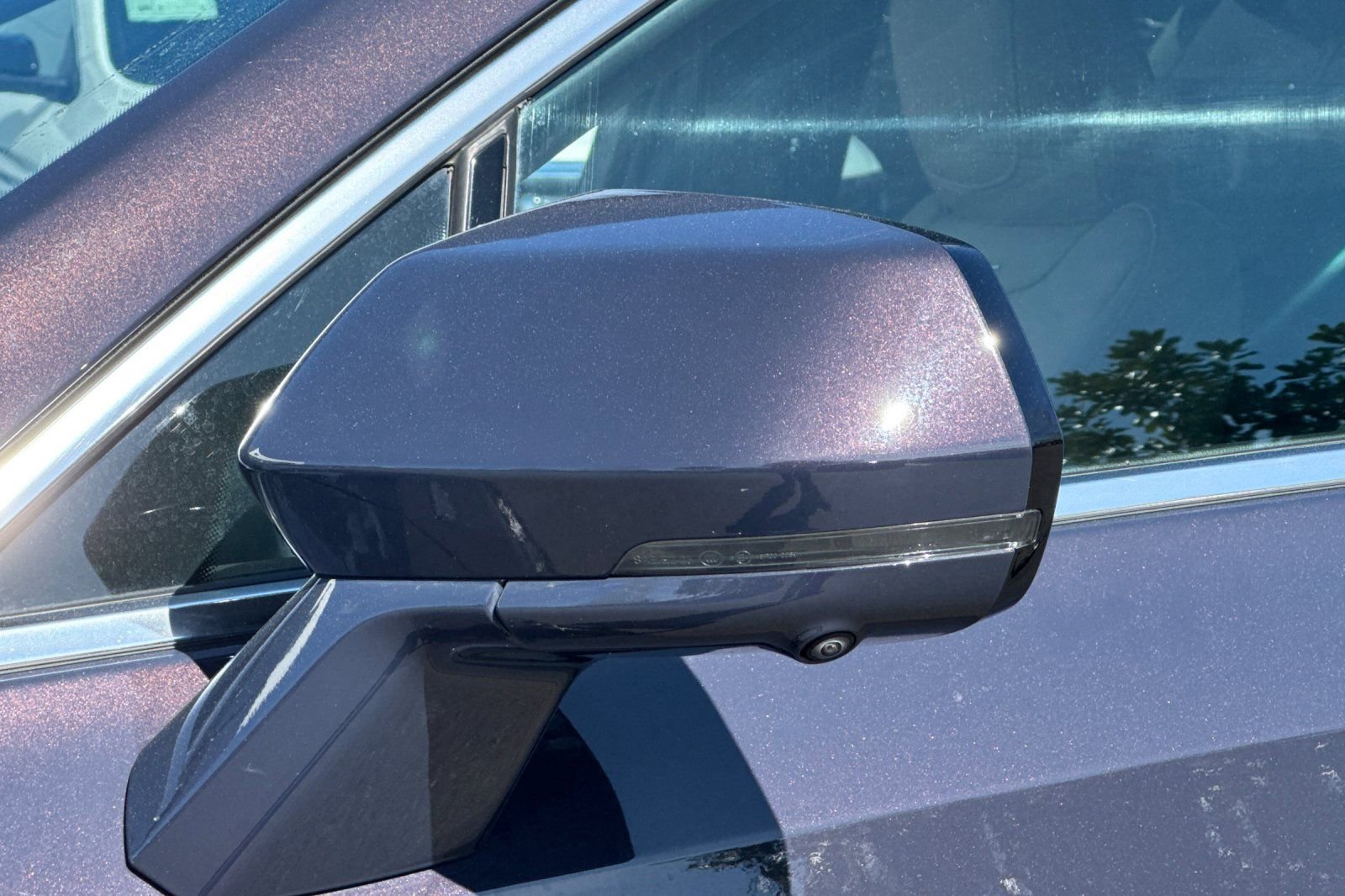 Used 2025 Cadillac XT4 Premium Luxury image 50