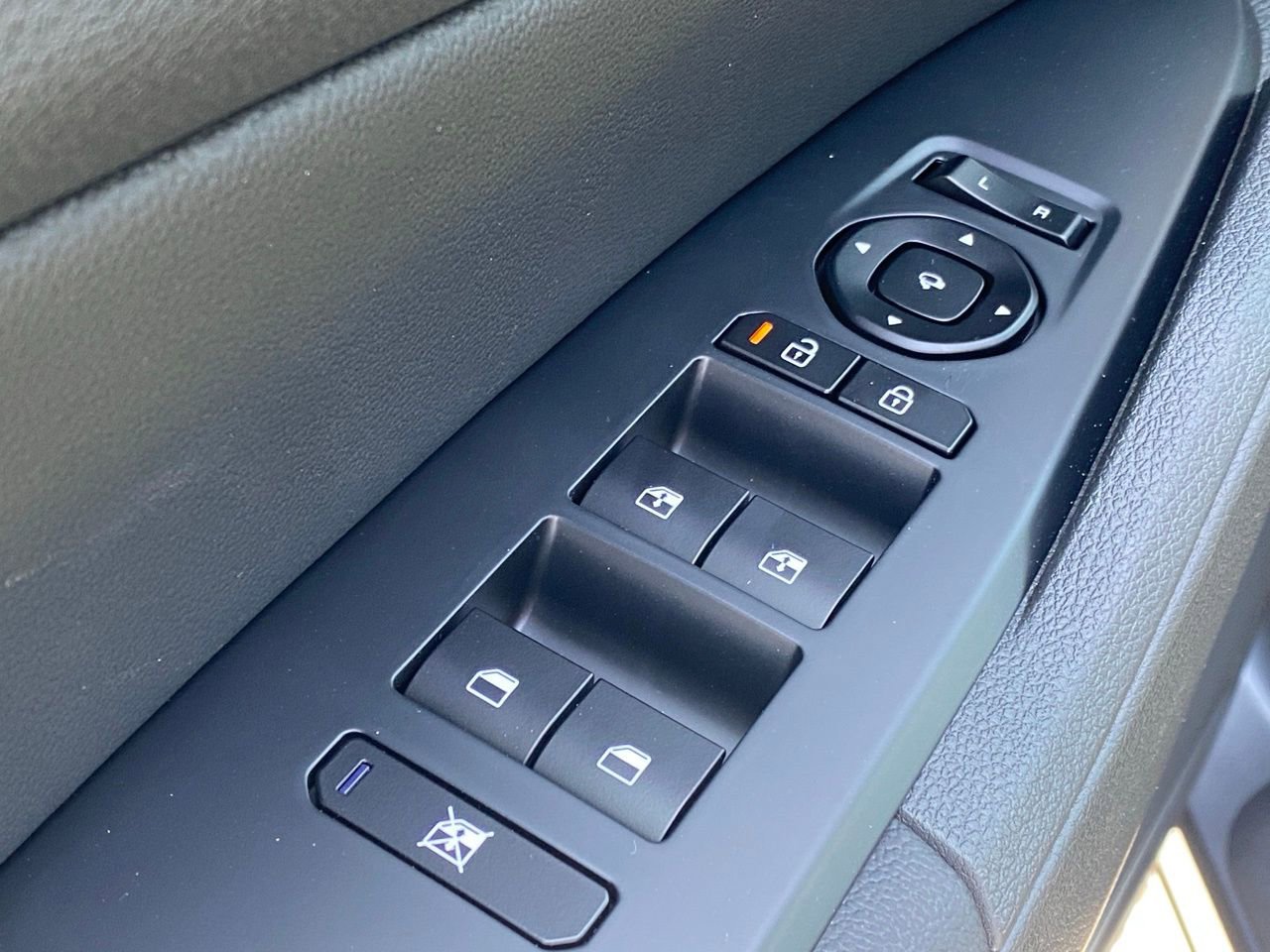 New 2026 Kia Sportage SX Prestige AWD/4WD image 12