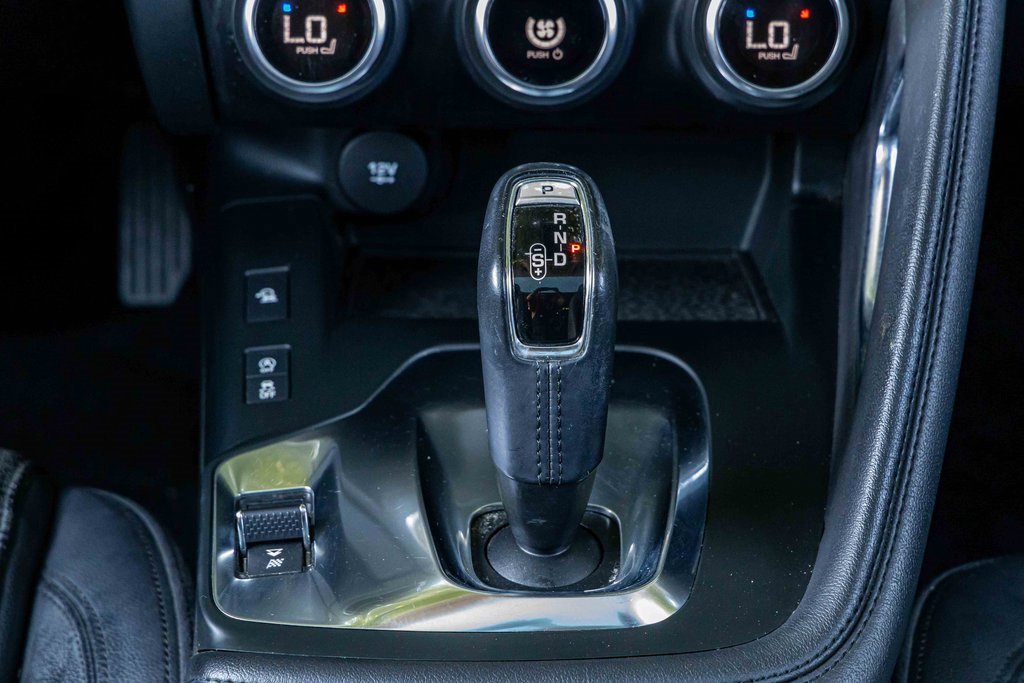 Used 2018 Jaguar E-PACE S image 12