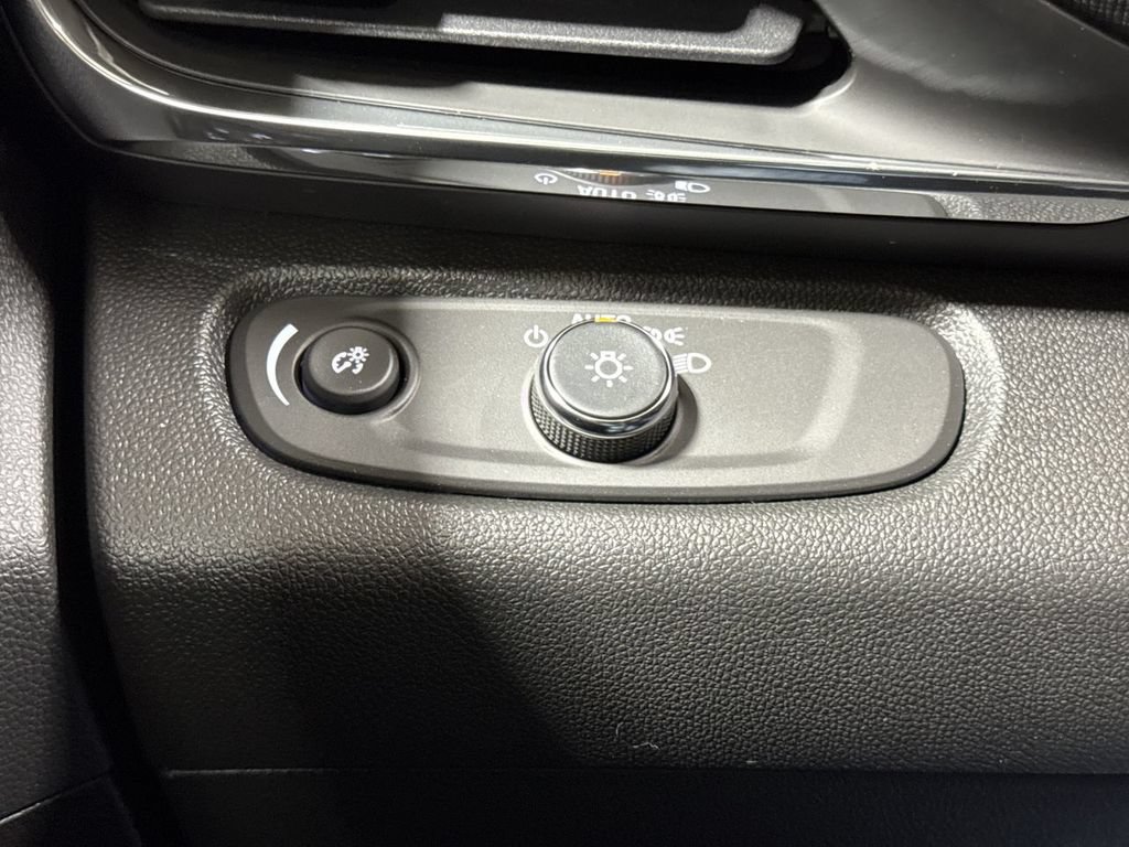 New 2026 Buick Envista Preferred w/ Convenience I Package FWD image 18