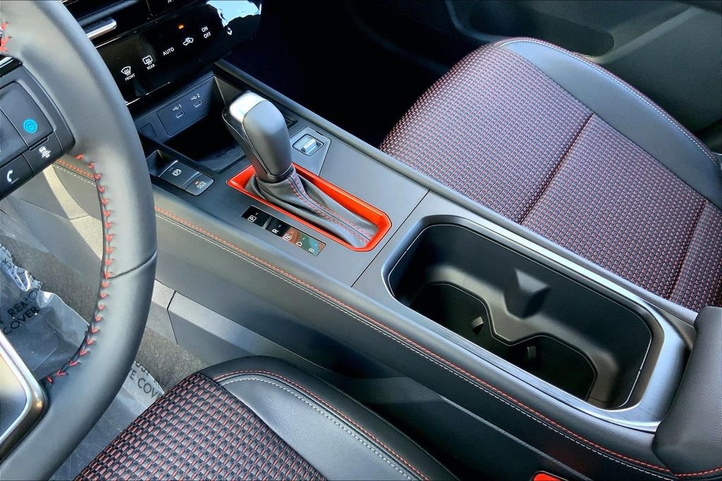New 2026 Nissan Kicks SR w/ Cold Weather Package image 8