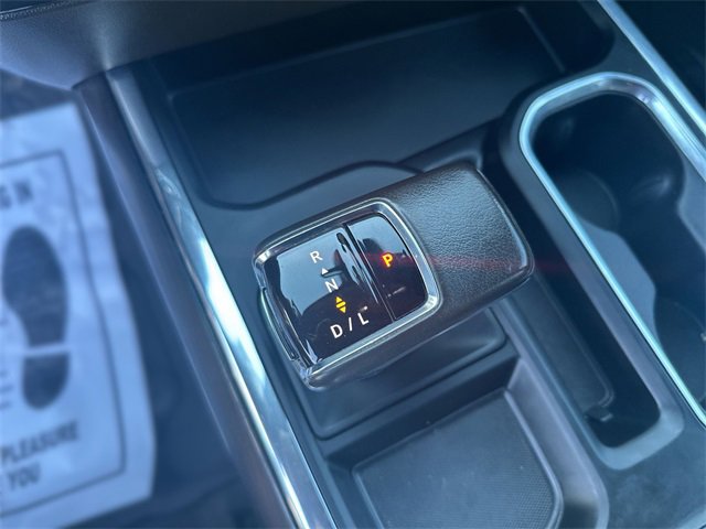 Used 2022 GMC Sierra 1500 SLT w/ SLT Premium Plus Package image 21