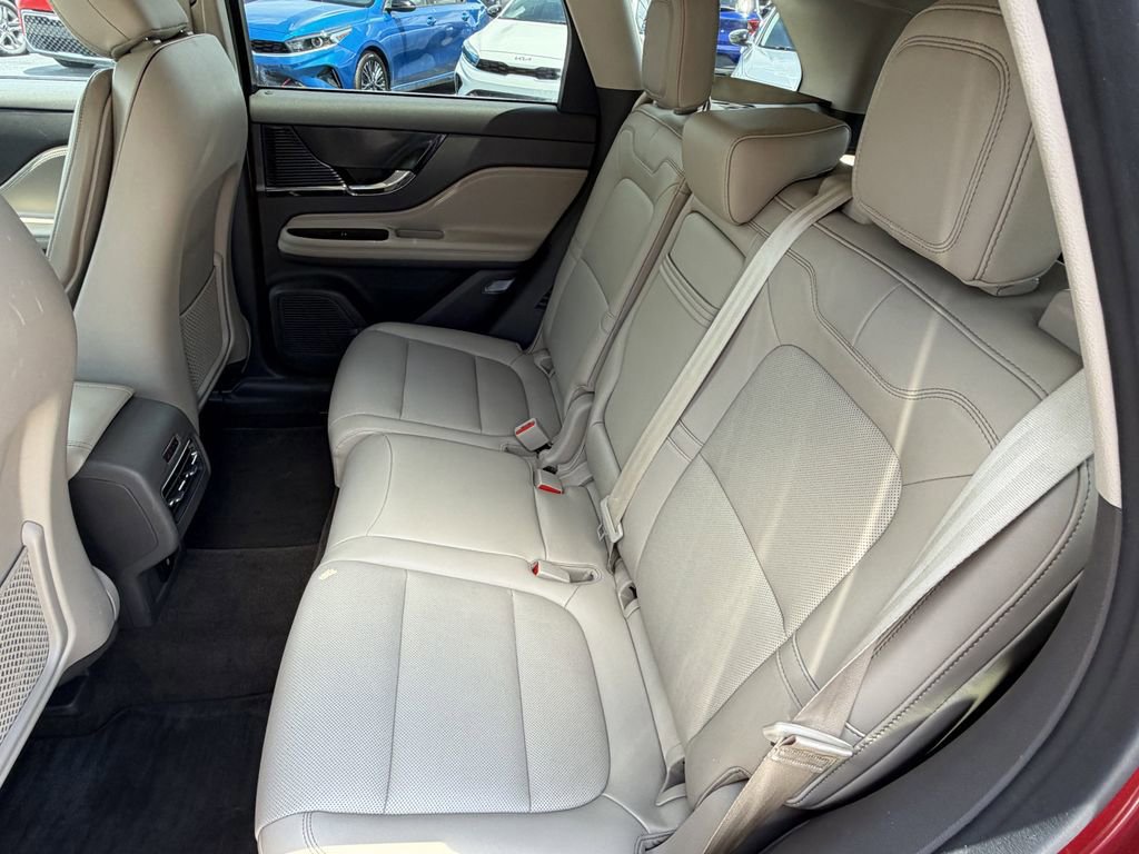 Used 2021 Lincoln Corsair AWD w/ Equipment Group 101A image 17