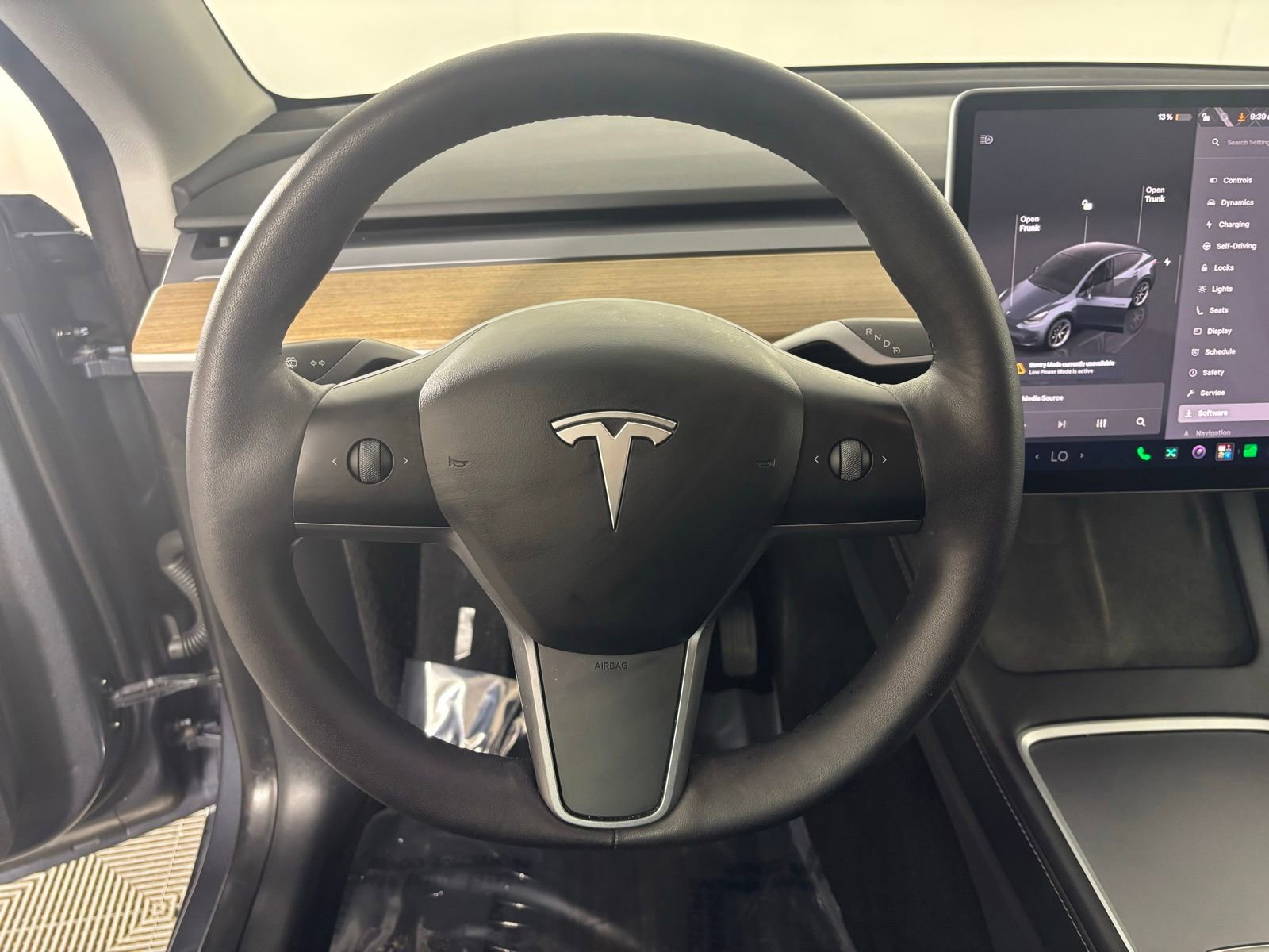 Used 2022 Tesla Model Y Long Range AWD/4WD image 15