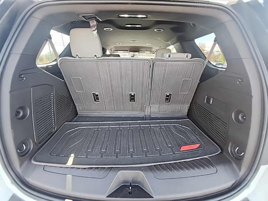 Used 2022 GMC Yukon SLT image 24